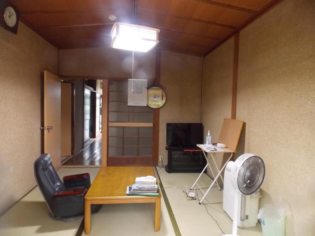 Hojo Suigun Youth Hostel Macujama Exteriér fotografie